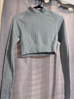 ALO Yoga Light Blue Cable-Knit Crew Crop Top